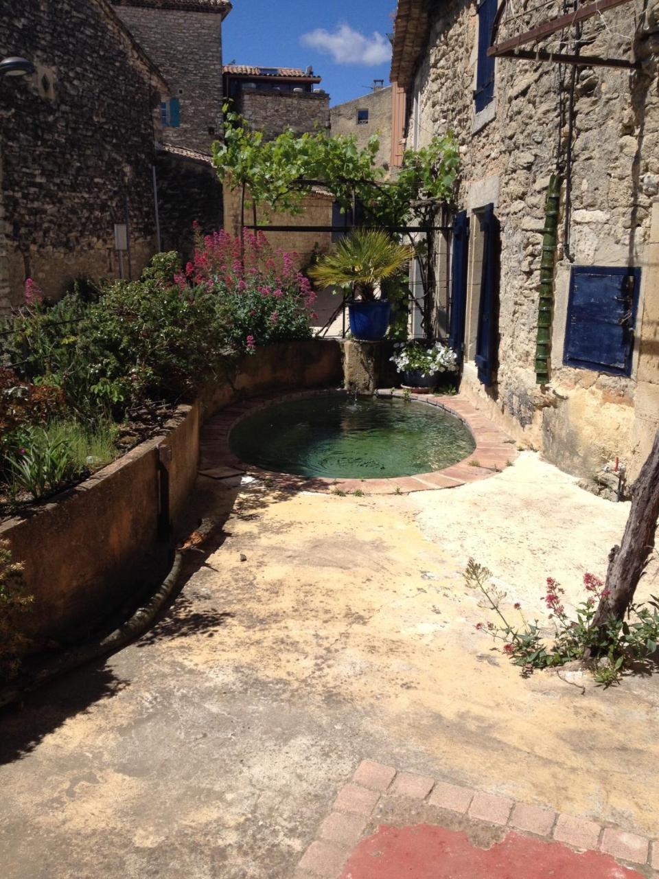 Villa La Salamandre Bleue à Chantemerle-lès-Grignan Extérieur photo