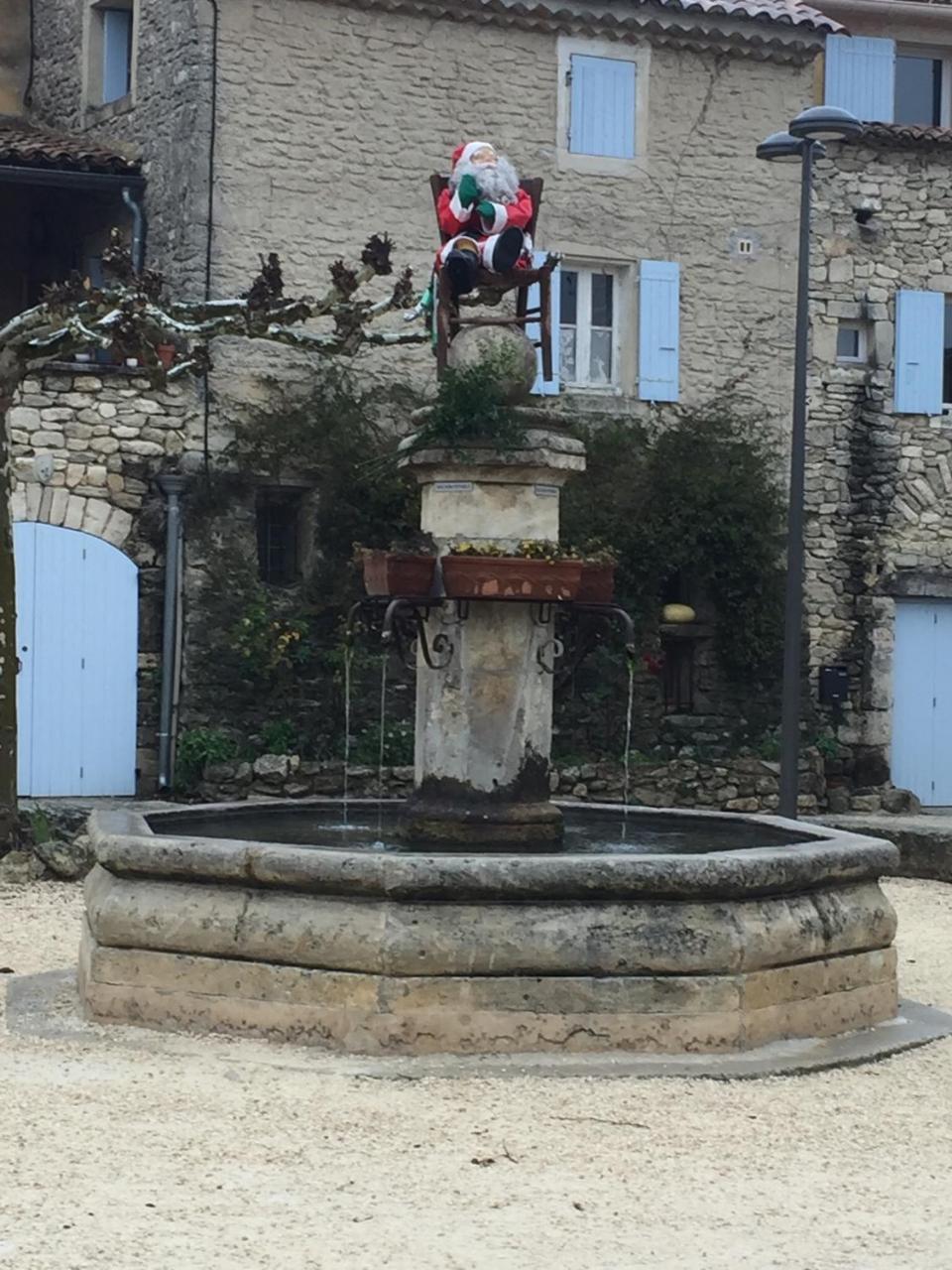 Villa La Salamandre Bleue à Chantemerle-lès-Grignan Extérieur photo